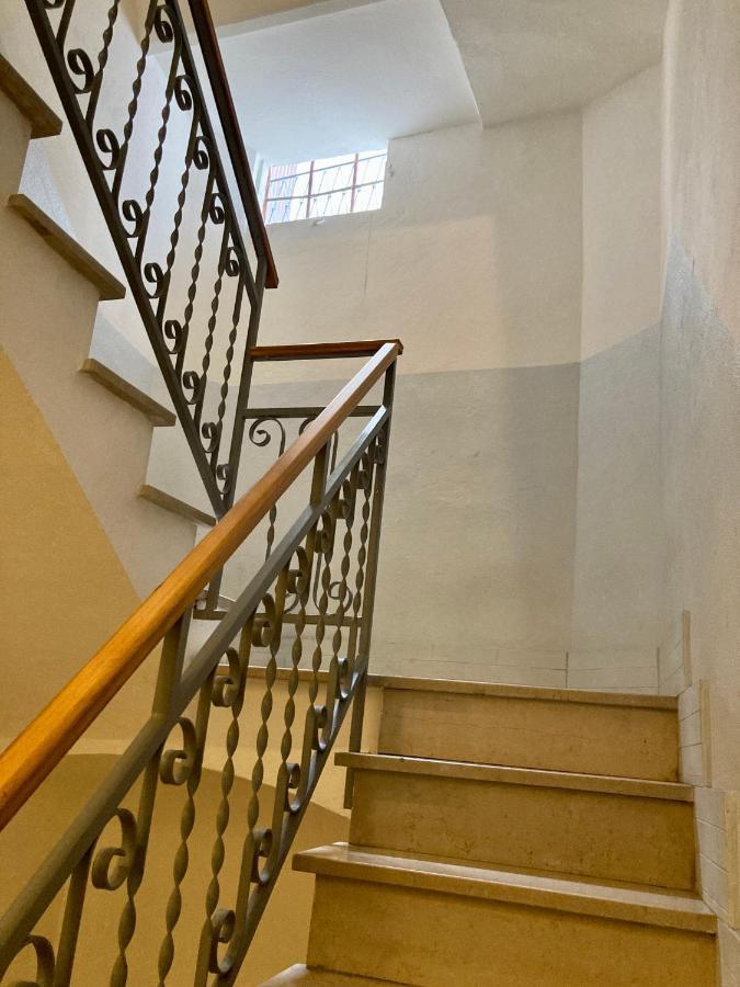 Hotel La Pomposa Del Teatro à Modène Extérieur photo