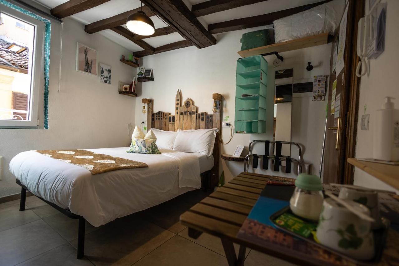 Hotel La Pomposa Del Teatro à Modène Extérieur photo
