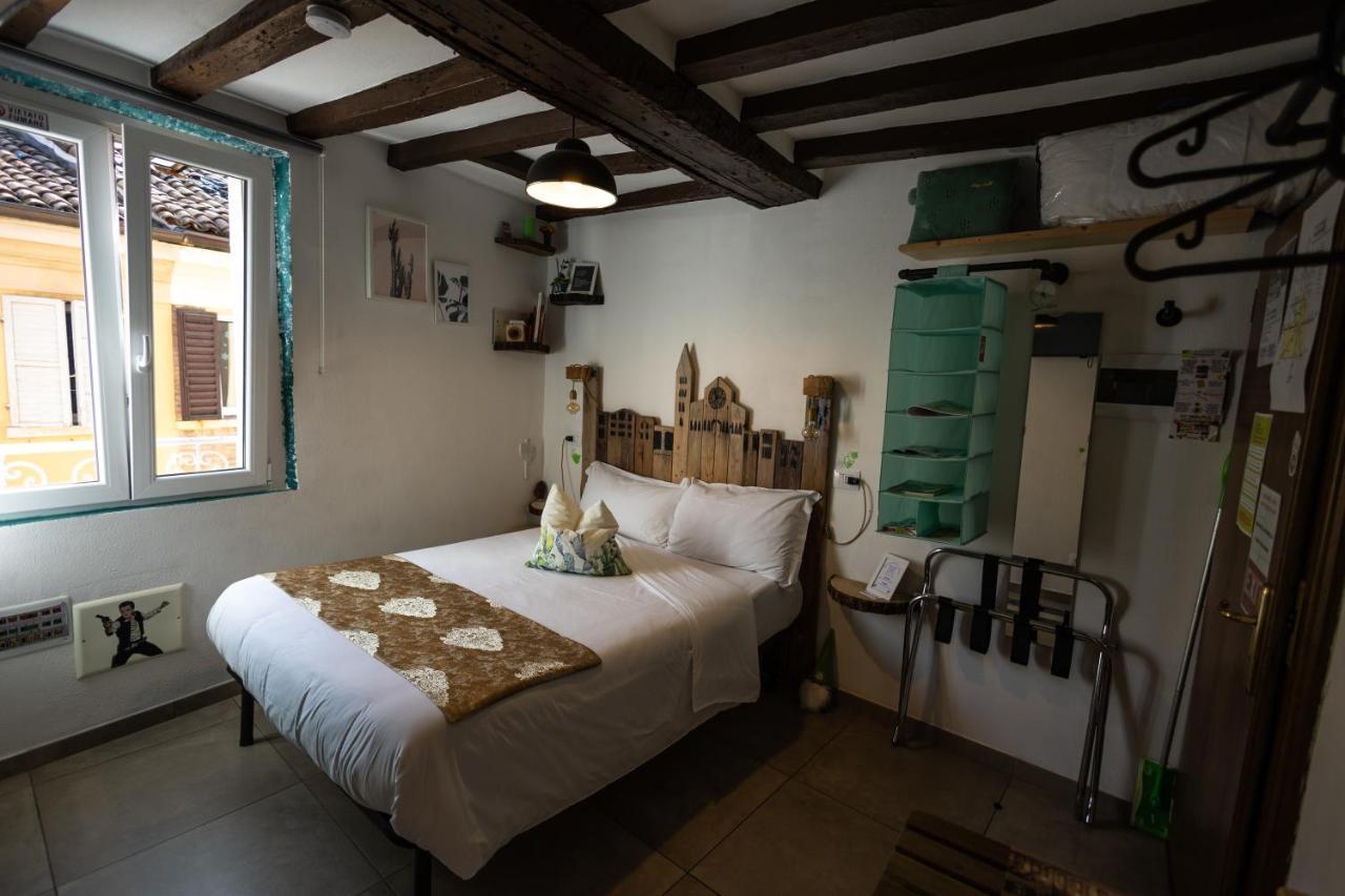 Hotel La Pomposa Del Teatro à Modène Extérieur photo